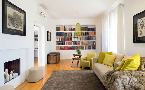 La Terrazza: Mueble, Diseño De Interiores, Suelo, Piso, Sofá, Pared, Sala, Habitación, Suelos De Madera, Casa