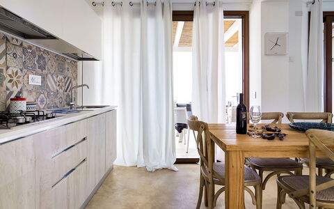 Villa Federica: Mueble, Diseño De Interiores, Madera, Piso, Cocina, Suelo, Casa, Mostrador, Habitación, Encendiendo