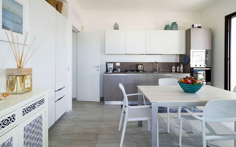 Rosemary: Mueble, Diseño De Interiores, Piso, Suelo, Silla, Mesa, Madera, Cocina Y Comedor Mesa, Cocina, Techo