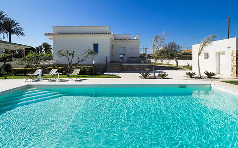 Villa Emma: Piscina, Recurso, Material Compuesto, Inmuebles, Eco Hotel, Hacienda, Paisajismo, Losa, Sombra, Villa