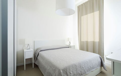 Villa Emma: Mueble, Diseño De Interiores, Cama, Habitación, Pared, Suelo, Piso, Habitación, Techo, Linos