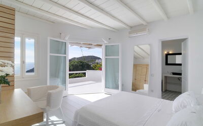 Villa Rocky