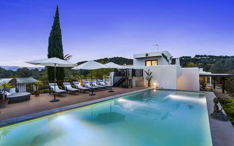 Villa Papiro: Azul, Piscina, Barrio Residencial, Recurso, Eco Hotel, Inmuebles, Ciudad De Vacaciones, Villa, Hotel