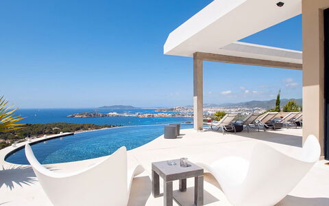 Villa Lola: Recurso, Mueble, Piscina, Silla, Villa, Eco Hotel, Hotel, Mueble Para Exteriores, Sombra, Balneario