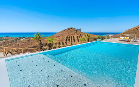 Villa Montallegro: Azul, Piscina, Recurso, Eco Hotel