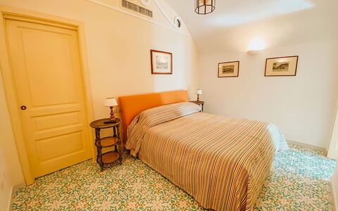 San Sebastiano: Suelo, Mueble, Diseño De Interiores, Pared, Piso, Habitación, Madera, Cama, Habitación, Techo