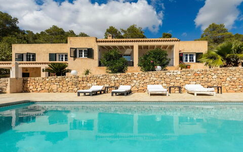 Villa Curiosity: Piscina, Mueble Para Exteriores, Recurso, Sunlounger, Sombra, Villa, Eco Hotel, Hotel, Sillón, Ciudad De Vacaciones