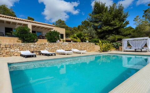 Villa Curiosity: Azul, Piscina, Recurso, Mueble Para Exteriores, Zona Tropical, Eco Hotel, Sunlounger, Sombra, Thermae, Hotel