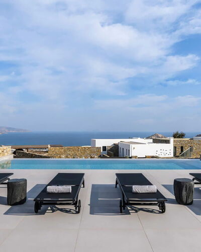 Villa Psiche: Azul, Mar, Mueble Para Exteriores, Costa, Piscina, Sunlounger, Sillón, Bahía, Recurso