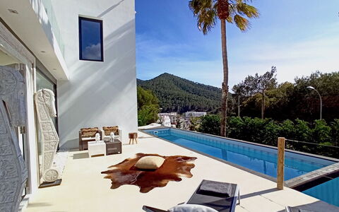 Villa Seahorse: Mueble, Piscina, Silla, Recurso, Mueble Para Exteriores, Sombra, Eco Hotel, Hotel, Balcón, Villa