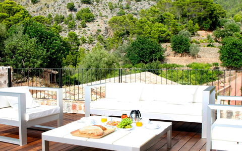 Villa Arch: Mueble, Mueble Para Exteriores, Silla, Mesa, Mesa Al Aire Libre, Patio, Madera Dura, Jardín, Sombra