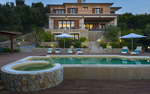 Villa Bridgitte: Piscina, Barrio Residencial, Recurso, Casa, Casa, Inmuebles, Villa, Eco Hotel, Casa De Campo, Mansión