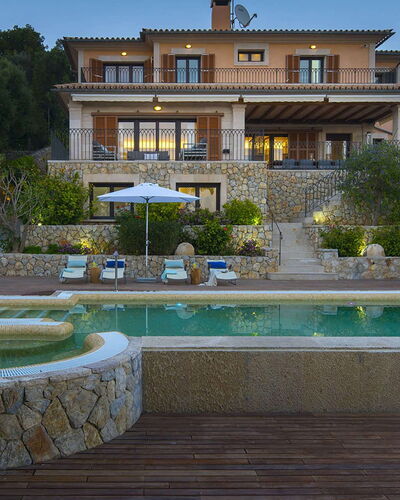 Villa Bridgitte: Piscina, Barrio Residencial, Recurso, Casa, Casa, Inmuebles, Villa, Eco Hotel, Casa De Campo, Mansión