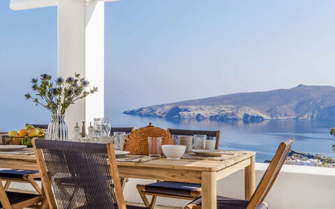 Villa Vesper: Mueble, Mueble Para Exteriores, Silla, Mesa, Mesa Al Aire Libre, Cocina Y Comedor Mesa, Mimbre, Mar, Patio, Madera Dura