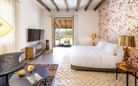 Villa Vineyard: Mueble, Recurso, Silla, Sombra, Eco Hotel, Hotel, Piscina, Diseño, Villa, Planta De Casa