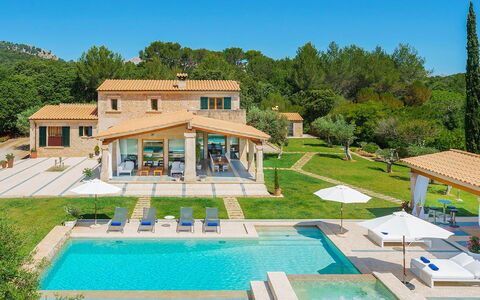 Villa Serafino: Piscina, Recreación, Recurso, Ocio, Inmuebles, Vacaciones, Villa, Hacienda, Paraguas, Mansión