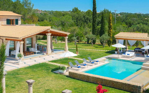 Villa Serafino: Piscina, Inmuebles, Recurso, Mueble Para Exteriores, Villa, Sombra, Hacienda, Paraguas, Paisajismo, Ocio
