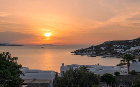 Villa Athella: Horizonte, Oscuridad, Mar, Costeras Y Los Accidentes Geográficos Oceánico, Costa, Puesta De Sol, Noche, Resplandor Crepuscular, Amanecer, Oceano