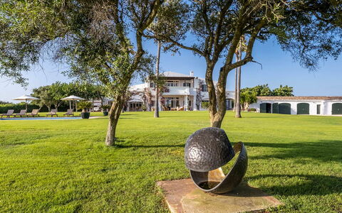 Villa Golf: Azul, Llanura, Césped, Inmuebles, Sombra, Jardín, Parque, Paisajismo, Mansión, Yarda