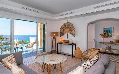 Villa Superba: Mueble, Mar, Suelo, Departamento, Casa, Silla, Recurso, Oceano, Costa, Hotel