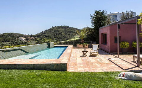 Casa Jhonny: Piscina, Recurso, Material Compuesto, Eco Hotel, Jardín, Losa, Sombra, Paisajismo, Inmuebles, Mueble Para Exteriores