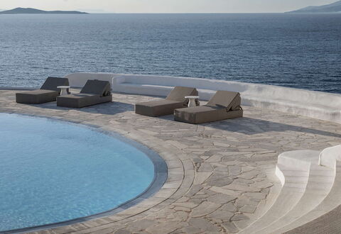 Villa Talia: Cuerpo De Agua, Mar, Costeras Y Los Accidentes Geográficos Oceánico, Costa, Oceano, Mueble Para Exteriores, Piscina, Apuntalar, Playa, Zona Tropical