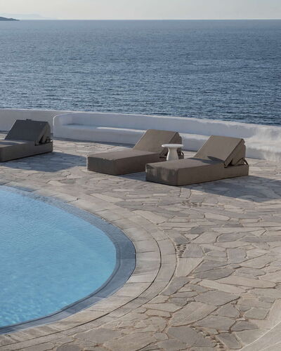 Villa Talia: Cuerpo De Agua, Mar, Costeras Y Los Accidentes Geográficos Oceánico, Costa, Oceano, Mueble Para Exteriores, Piscina, Apuntalar, Playa, Zona Tropical