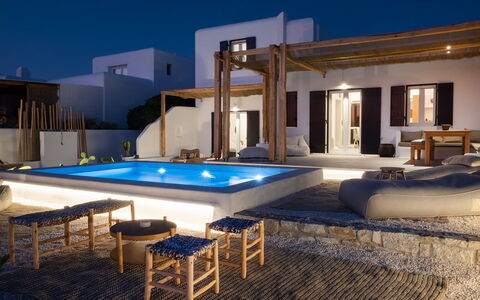 Villa Osiride: Recurso, Piscina, Mueble Para Exteriores, Silla, Sombra, Eco Hotel, Estructura Al Aire Libre, Diseño, Cubierta, Hotel