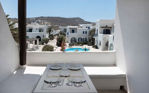 Mykonos Pool House 9: Casa, Departamento, Recurso, Hotel, Balcón, Villa, Balneario, Ciudad De Vacaciones, Piscina, Hacienda