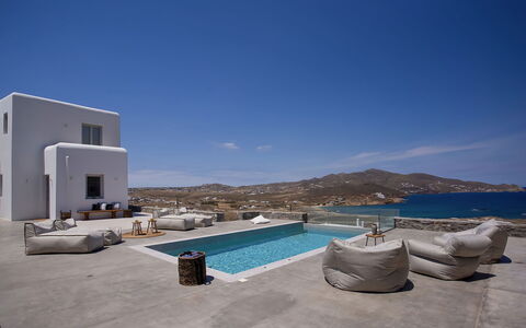 Villa Cornelia 2: Azul, Piscina, Villa, Ático, Bahía