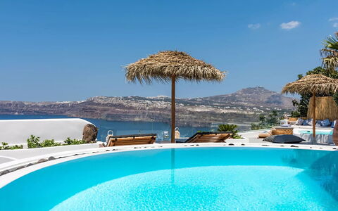 Villa Sean: Piscina, Recurso, Silla, Hotel, Mueble Para Exteriores, Eco Hotel, Ciudad De Vacaciones, Villa, Paraguas, Balneario