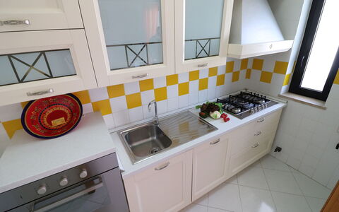 Gio: Cocina, Estufa De Cocina, Electrodoméstico, Aparato De Cocina, Mostrador, Estufa, Madera, Piso, Estufa De Gas, Diseño De Interiores