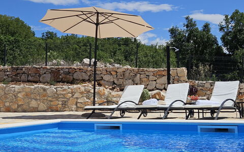 Dripić: Paraguas, Mueble Para Exteriores, Mueble, Piscina, Silla, Sombra, Sunlounger, Recurso, Mesa Al Aire Libre, Eco Hotel