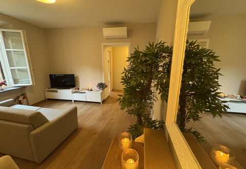 Casa Elena 13: Mueble, Diseño De Interiores, Piso, Pared, Suelo, Madera, Habitación, Techo, Encendiendo, Sala