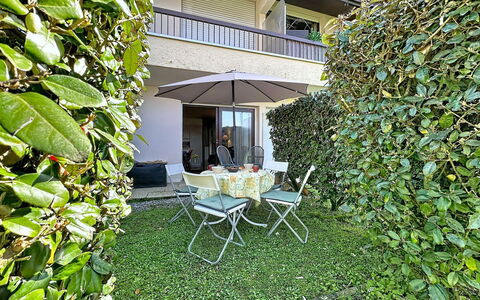 Les Dunes: Arbusto, Cobertura Del Suelo, Jardín, Sombra, Cobertura, Césped, Yarda, Patio Interior, Paisajismo, Mueble Para Exteriores