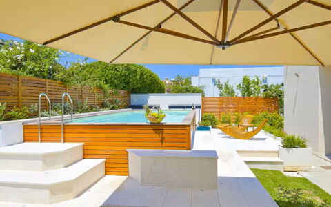 Villa Rei M&M: Departamento, Recurso, Balcón, Hotel, Piscina, Ciudad De Vacaciones, Playa