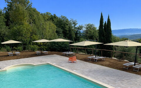 Borgo Antico, Pool, Barberino del Mugello: Piscina, Agua, Mueble Para Exteriores, Mueble, Recurso, Paraguas, Eco Hotel, Sombra, Silla, Thermae
