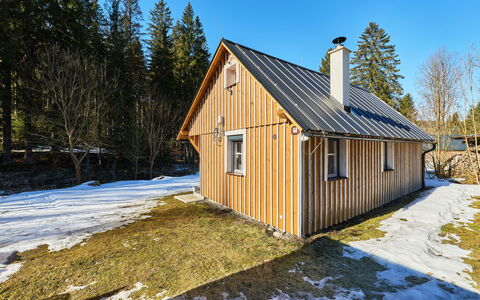 U Potůčku: Colina, Casa, Cordillera, Hill Station, Pendiente, Balcón, Cabaña, Alpes, Valle, Cresta