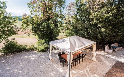 Villa Checco: Sombra, Kiosko, Pabellón, Pabellón, Estructura Al Aire Libre, Jardín, Mueble Para Exteriores, Silla, Pérgola, Paisajismo