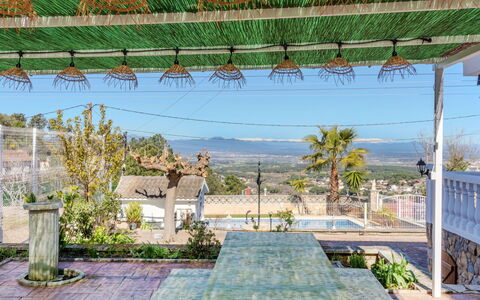 Abie: Recurso, Piscina, Sombra, Eco Hotel, Hacienda, Maceta, Planta De Casa, Villa, Estructura Al Aire Libre