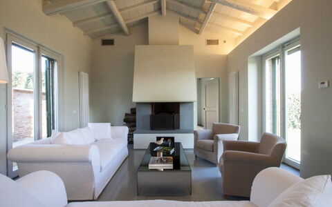 Loft Borgo Syrah: Mueble, Diseño De Interiores, Piso, Suelo, Techo, Casa, Sofá, Sala, Habitación, Encendiendo