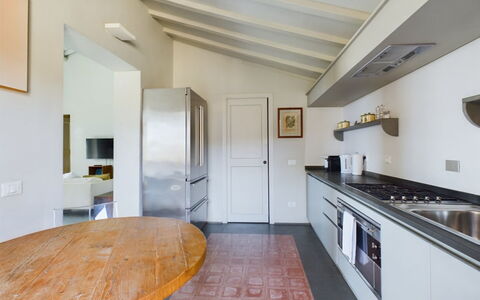 Loft Borgo Syrah: Diseño De Interiores, Piso, Mueble, Techo, Madera, Suelo, Mostrador, Cocina, Encendiendo, Habitación