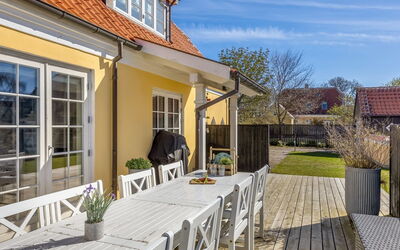 Etje - 650M from the Sea