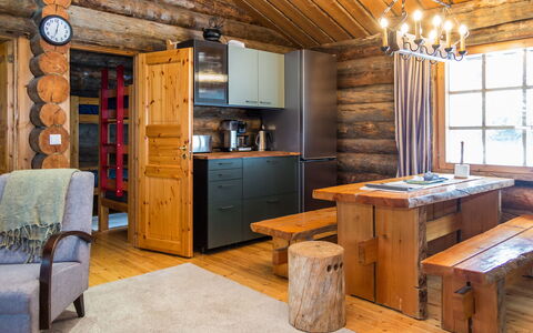 Kelosyväri 13: Madera, Cabaña, Casa, Casa, Puerta, Madera Dura, Edificios Del Jardín, Manchas De Madera, Cuarto De Troncos, Tablón