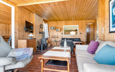 Gunborg - 800M from the Sea