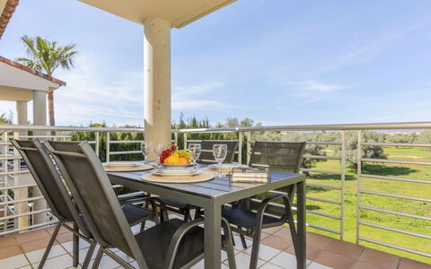 Montero Golf V: Recurso, Piscina, Hotel, Ciudad De Vacaciones, Balneario, Hacienda, Thermae, Zona Tropical, Villa