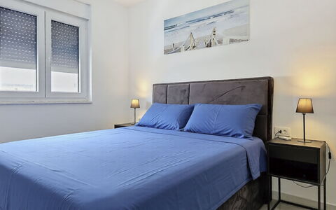 Trogir Okrug Gornji 326: Mueble, Cama, Diseño De Interiores, Habitación, Suelo, Piso, Habitación, Sábana, Lecho, Madera