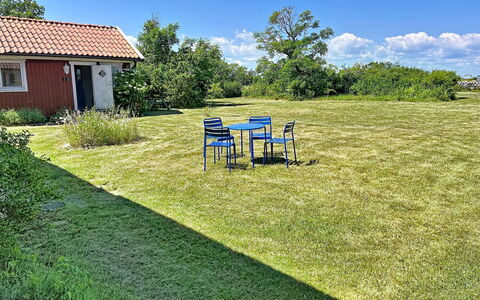 Villa Alvaret: Hierba, Verde, Pradera, Arbusto, Paisaje, Llanura, El Terreno Del Lote, Césped, Jardín