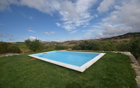 Villa Margi: Azul, Piscina