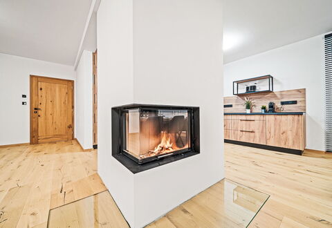 Na Kovárně: Suelos De Madera, Madera Dura, Hogar, Material Natural, Estufa De Leña, Manchas De Madera, Sala, Invierno, Suelo Laminado, Congelación